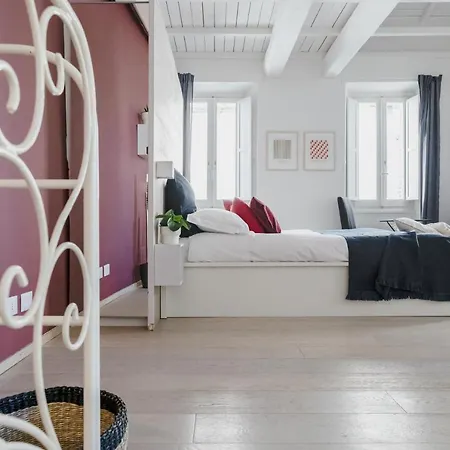 Апартаменты La Casetta A Monti Рим